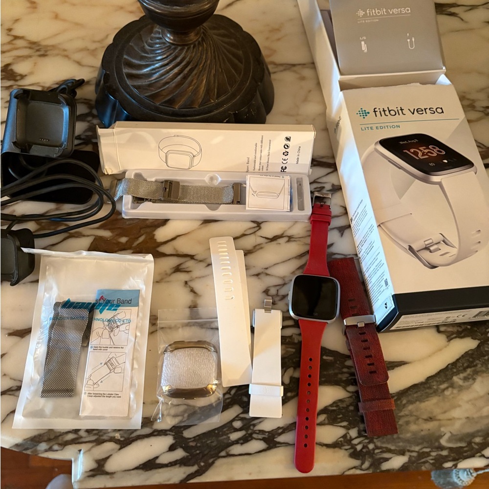 Fitbit Versa Lite Edition Smartwatch - Red